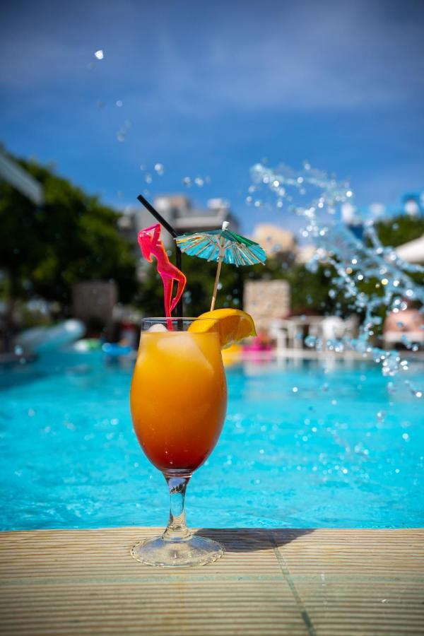 Ilyssion Holidays Hotel Ialysos  Dış mekan fotoğraf