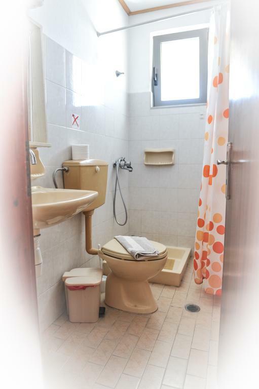 Ilyssion Holidays Hotel Ialysos  Dış mekan fotoğraf